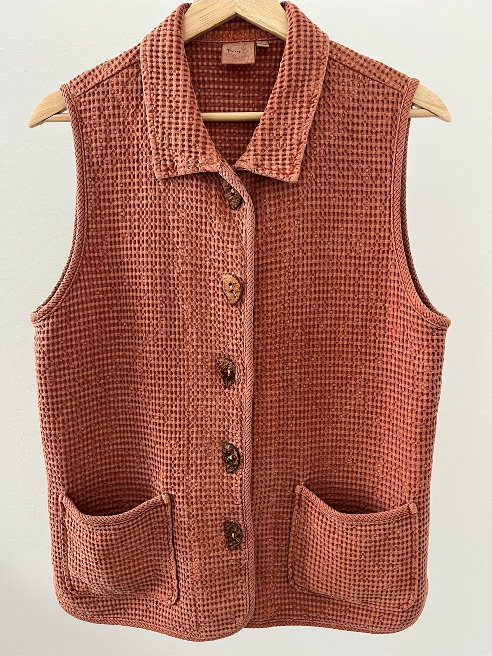 Focus Preshrunk Vintage Waffle Knit Sleeveless Vest Orange Half Moon Buttons